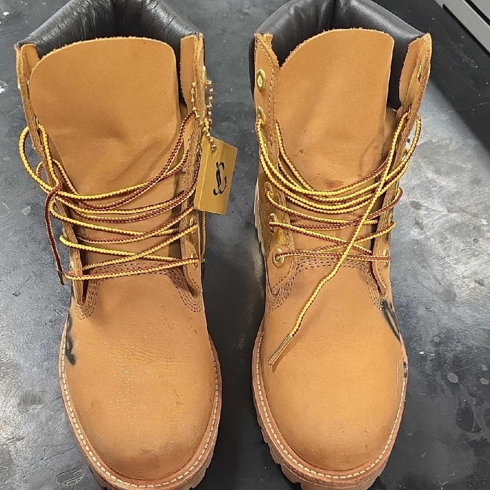 Timberland Tan High-Top Boots Rugged Sole Nubuck